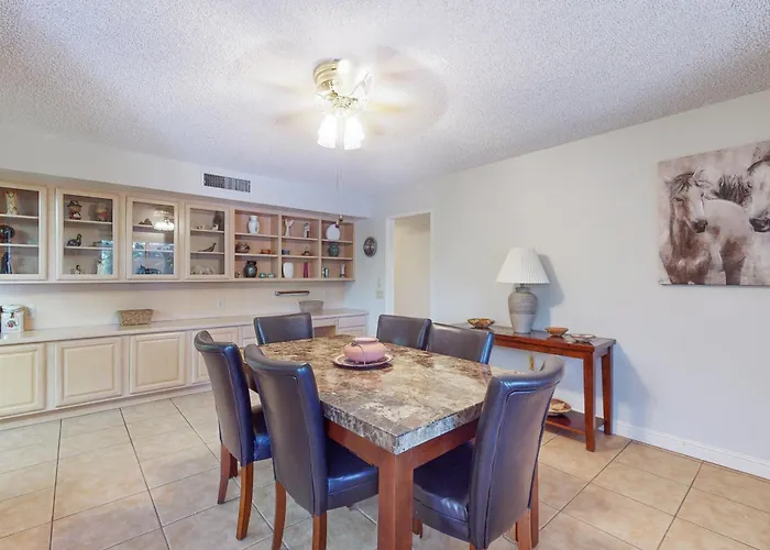 Holiday home Long-term In Sun City! Lovely W/ Patio Westbrook Village