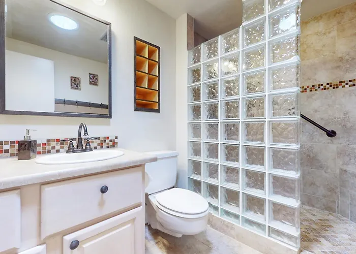 Long-term In Sun City! Lovely W/ Patio Westbrook Village