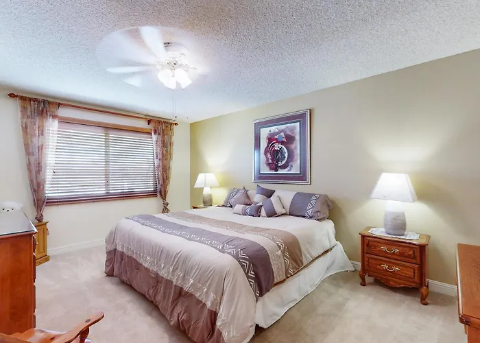 Long-term In Sun City! Lovely W/ Patio Holiday home *